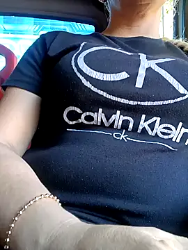 Nicolle Milf online show from 2, 2, 2025