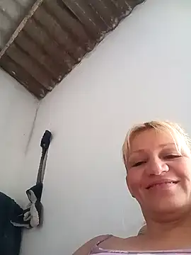 Nicolle Milf online show from 7, 3, 2025