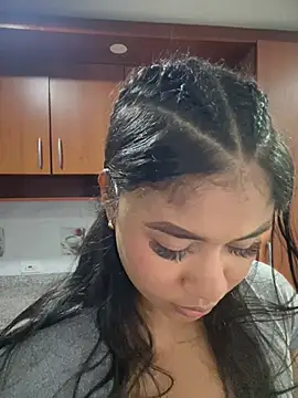 SSCARLETH  online show from 5, 2, 2026