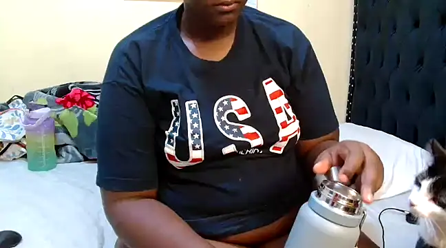 Snapshot of Toomuchbooty33 chatting on 7, 3, 2025 Toomuchbooty33 online show from 7, 3, 2025