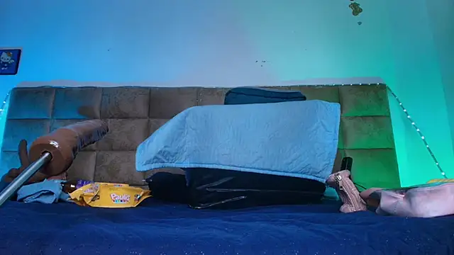 Snapshot of britanyy_ chatting on 30, 9, 2025 britanyy online show from 30, 9, 2025