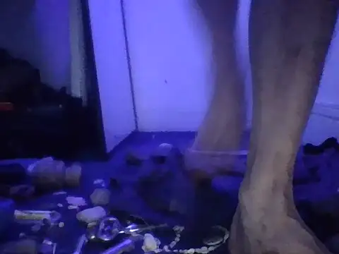 LuckyLefty79 online show from 3, 10, 2025