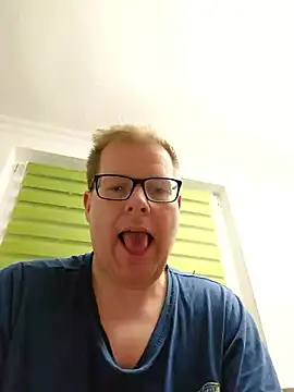 Snapshot of AnnualSunrise chatting on 1, 12, 2024 AnnualSunrise online show from 1, 12, 2024