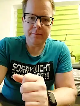 Snapshot of AnnualSunrise chatting on 10, 12, 2024 AnnualSunrise online show from 10, 12, 2024