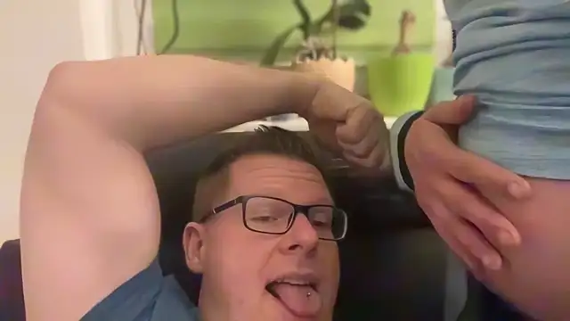 Snapshot of AnnualSunrise chatting on 11, 3, 2025 AnnualSunrise online show from 11, 3, 2025