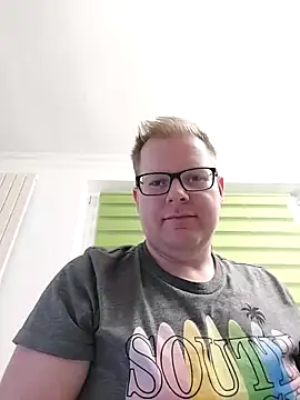 Snapshot of AnnualSunrise chatting on 2, 1, 2025 AnnualSunrise online show from 2, 1, 2025