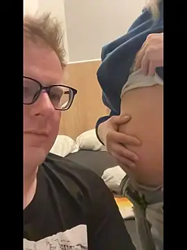 Snapshot of AnnualSunrise chatting on 23, 11, 2025 AnnualSunrise online show from 23, 11, 2025