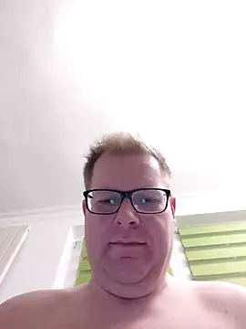 Snapshot of AnnualSunrise chatting on 5, 1, 2025 AnnualSunrise online show from 5, 1, 2025