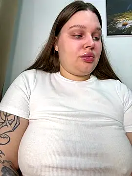 perfect sweety girl online show from 19, 10, 2025