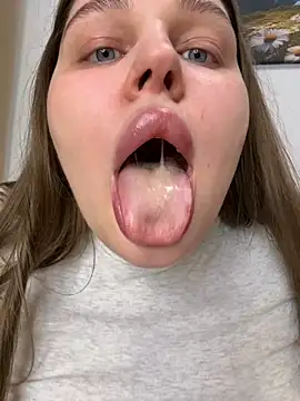 perfect sweety girl online show from 27, 10, 2025