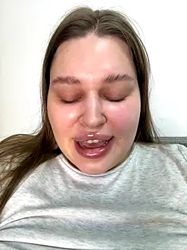 perfect sweety girl online show from 3, 11, 2025