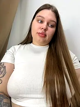 perfect sweety girl online show from 12, 9, 2025