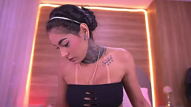 Snapshot of danna_berlin_ chatting on 5, 6, 2026 danna berlin online show from 5, 6, 2026