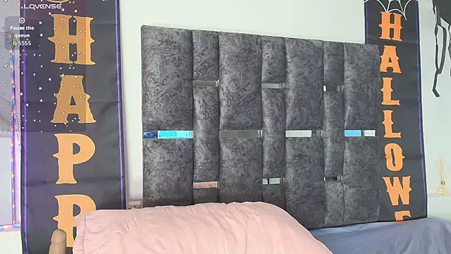 Natasharuso online show from 1, 11, 2025