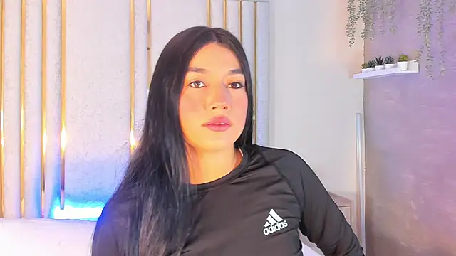 Natasharuso online show from 10, 9, 2025