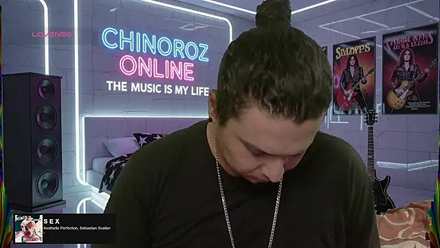 chino roz online show from 9, 9, 2025