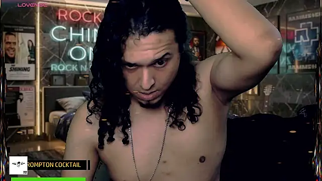 Snapshot of chino_roz chatting on 27, 6, 2026 chino roz online show from 27, 6, 2026
