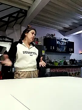 Latina sexy1 online show from 1, 10, 2025