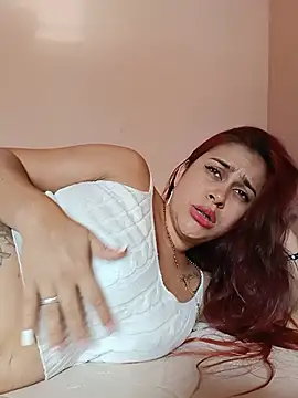 Snapshot of Latina_sexy1 chatting on 24, 6, 2026 Latina sexy1 online show from 24, 6, 2026