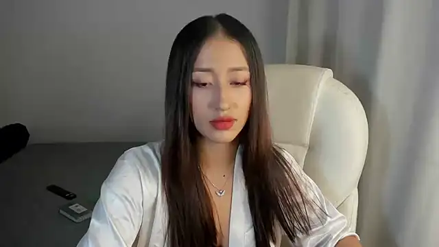 adila anich online show from 7, 3, 2025