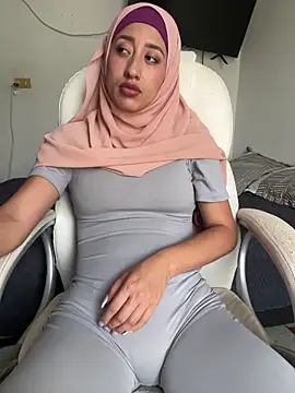 adila anich online show from 11, 9, 2025