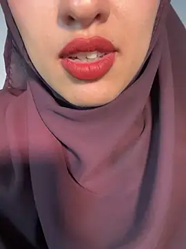 adila anich online show from 25, 11, 2025