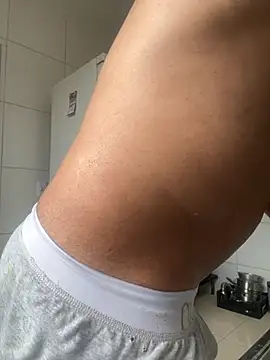 Snapshot of grosso-pau chatting on 16, 11, 2025 grosso-pau online show from 16, 11, 2025