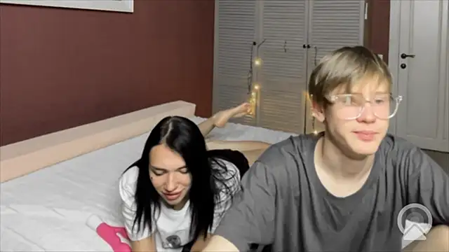 Laura Key online show from 27, 10, 2025