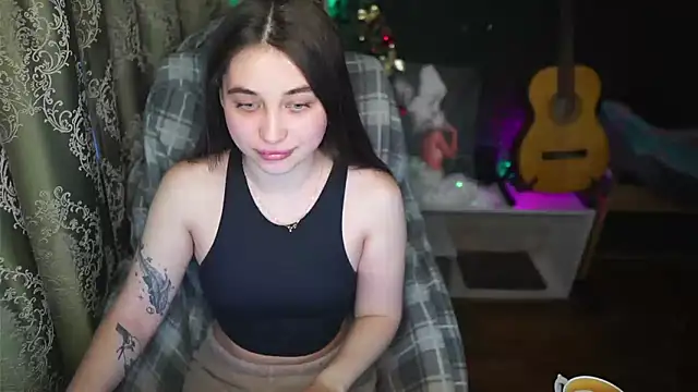 delicatedBailey online show from 8, 2, 2025