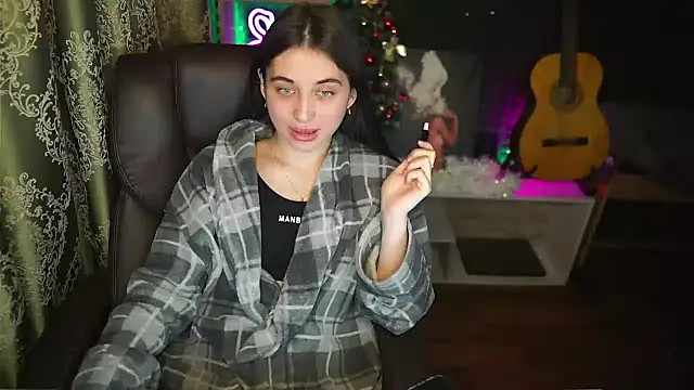 delicatedBailey online show from 12, 1, 2025