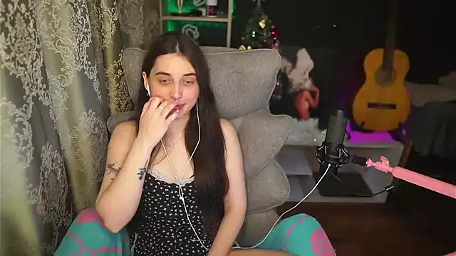 delicatedBailey online show from 10, 5, 2026