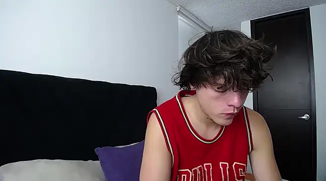 Santiago kiler online show from 27, 2, 2025