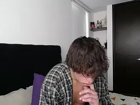 Santiago kiler online show from 20, 2, 2025