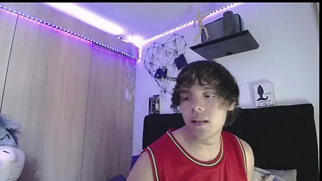 Snapshot of Santiago_kiler chatting on 18, 7, 2026 Santiago kiler online show from 18, 7, 2026