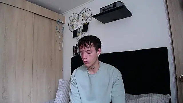 Santiago kiler online show from 14, 10, 2025