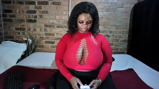 Snapshot of DIRTIENASTY chatting on 24, 2, 2026 DIRTIENASTY online show from 24, 2, 2026