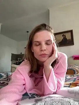 Snapshot of LeyaJohnson chatting on 28, 2, 2026 LeyaJohnson online show from 28, 2, 2026