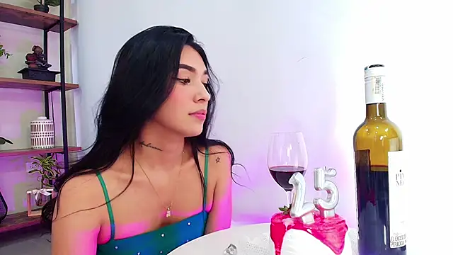 Sassy--Girl online show from 3, 2, 2026