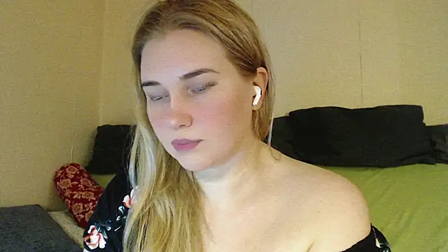 mmmPinUpGirl online show from 28, 10, 2025