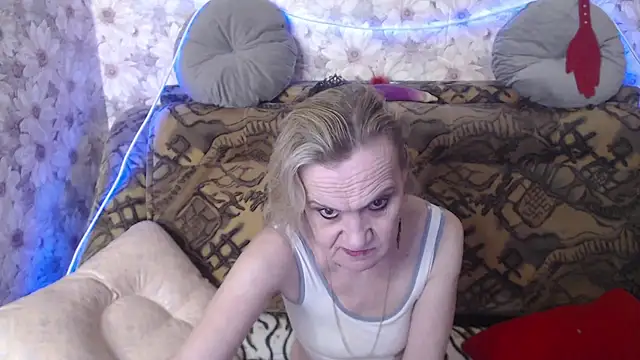 Snapshot of MissBekker chatting on 18, 3, 2025 MissBekker online show from 18, 3, 2025