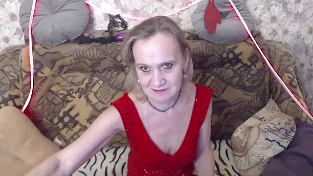 Snapshot of MissBekker chatting on 1, 11, 2025 MissBekker online show from 1, 11, 2025