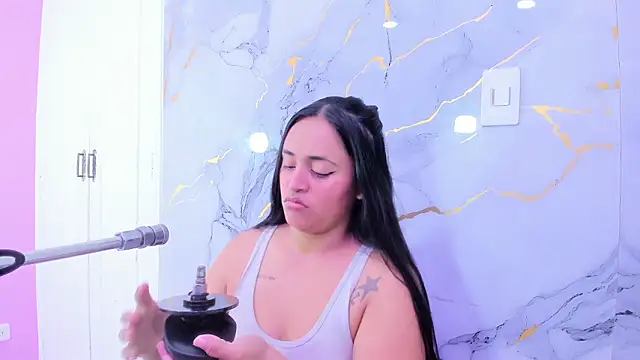 susan  bigass online show from 19, 3, 2026