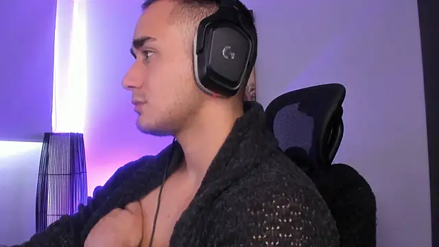 AlexRivera6 online show from 24, 12, 2024