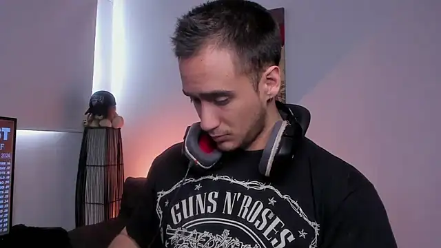 AlexRivera6 online show from 3, 2, 2025