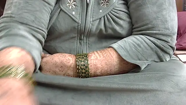 Snapshot of Kavya_XX chatting on 26, 11, 2025 Kavya XX online show from 26, 11, 2025