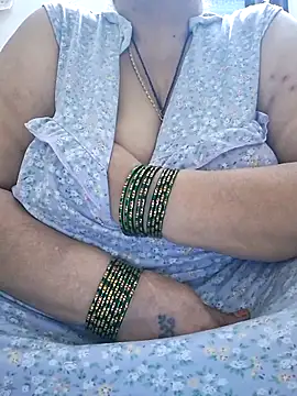 Snapshot of Kavya_XX chatting on 5, 11, 2025 Kavya XX online show from 5, 11, 2025