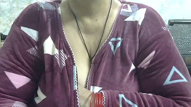 Snapshot of Kavya_XX chatting on 31, 10, 2025 Kavya XX online show from 31, 10, 2025