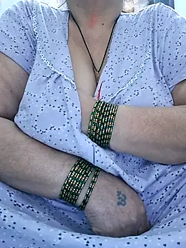 Snapshot of Kavya_XX chatting on 12, 11, 2025 Kavya XX online show from 12, 11, 2025