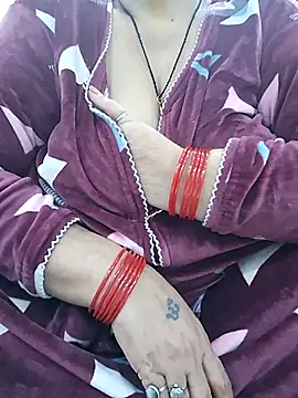 Snapshot of Kavya_XX chatting on 30, 10, 2025 Kavya XX online show from 30, 10, 2025