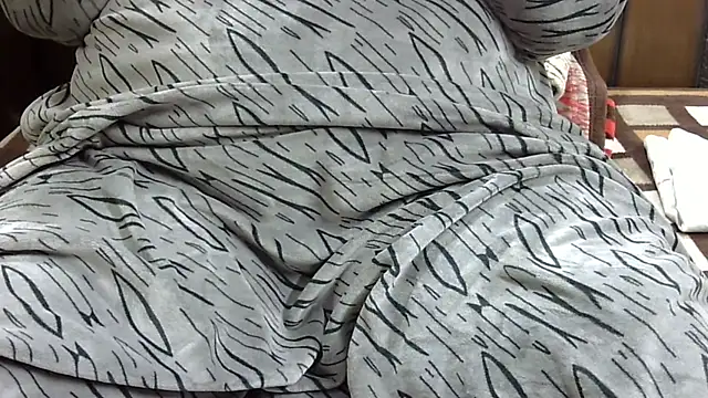 Snapshot of Kavya_XX chatting on 3, 12, 2025 Kavya XX online show from 3, 12, 2025